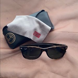 Ray Ban New Wayfarers